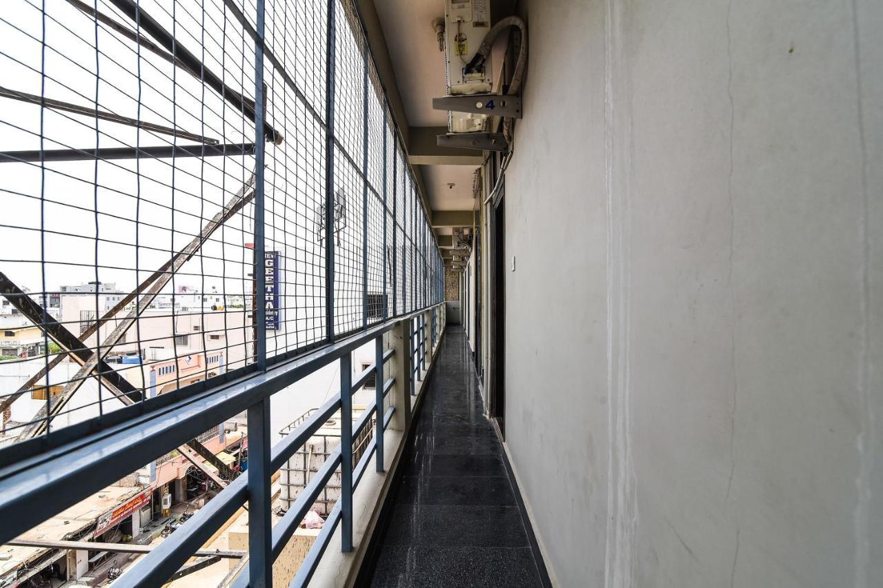 Ramesh Residency Otel Anantapur Dış mekan fotoğraf