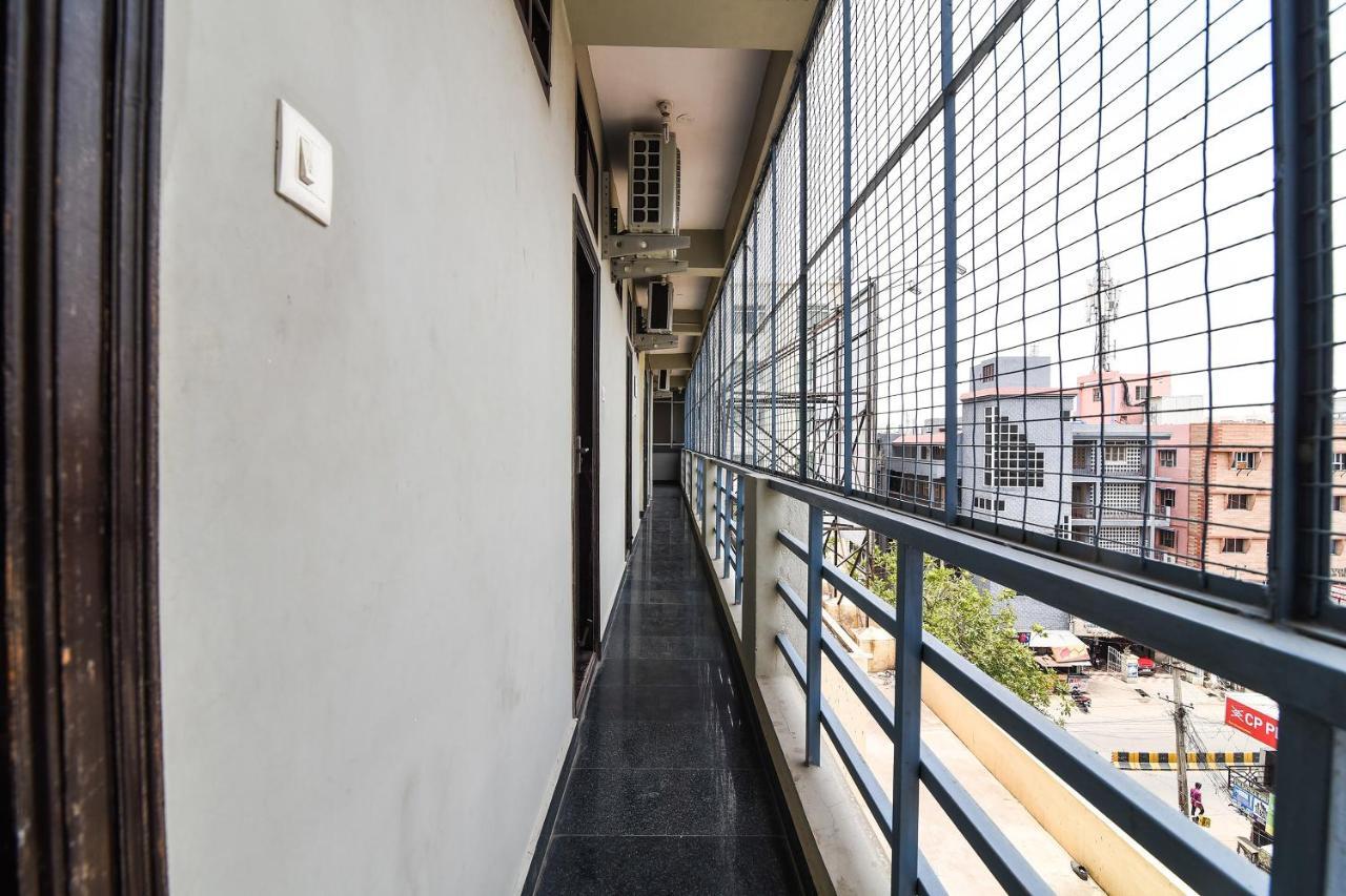 Ramesh Residency Otel Anantapur Dış mekan fotoğraf